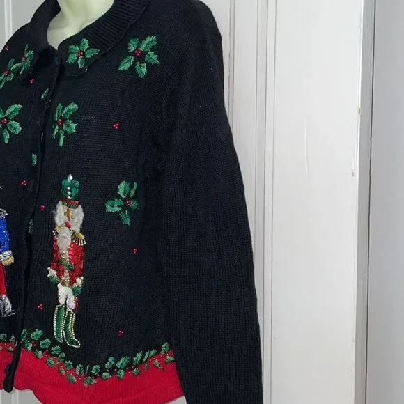 Vtg Victoria Jones Christmas black sweater with‎ embroidered/beaded nutcrackers - Picture 4 of 8